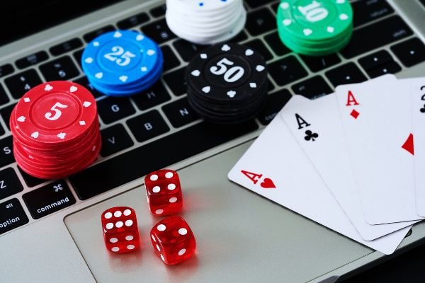 RE777 Classic Slots - ရိုးရာ Slot Machines Myanmar
