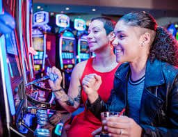 re777 slots mobile app မြန်မာ ကစားသမားများ MMK ငွေသွင်း